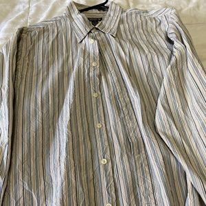 XL guess distressed button down